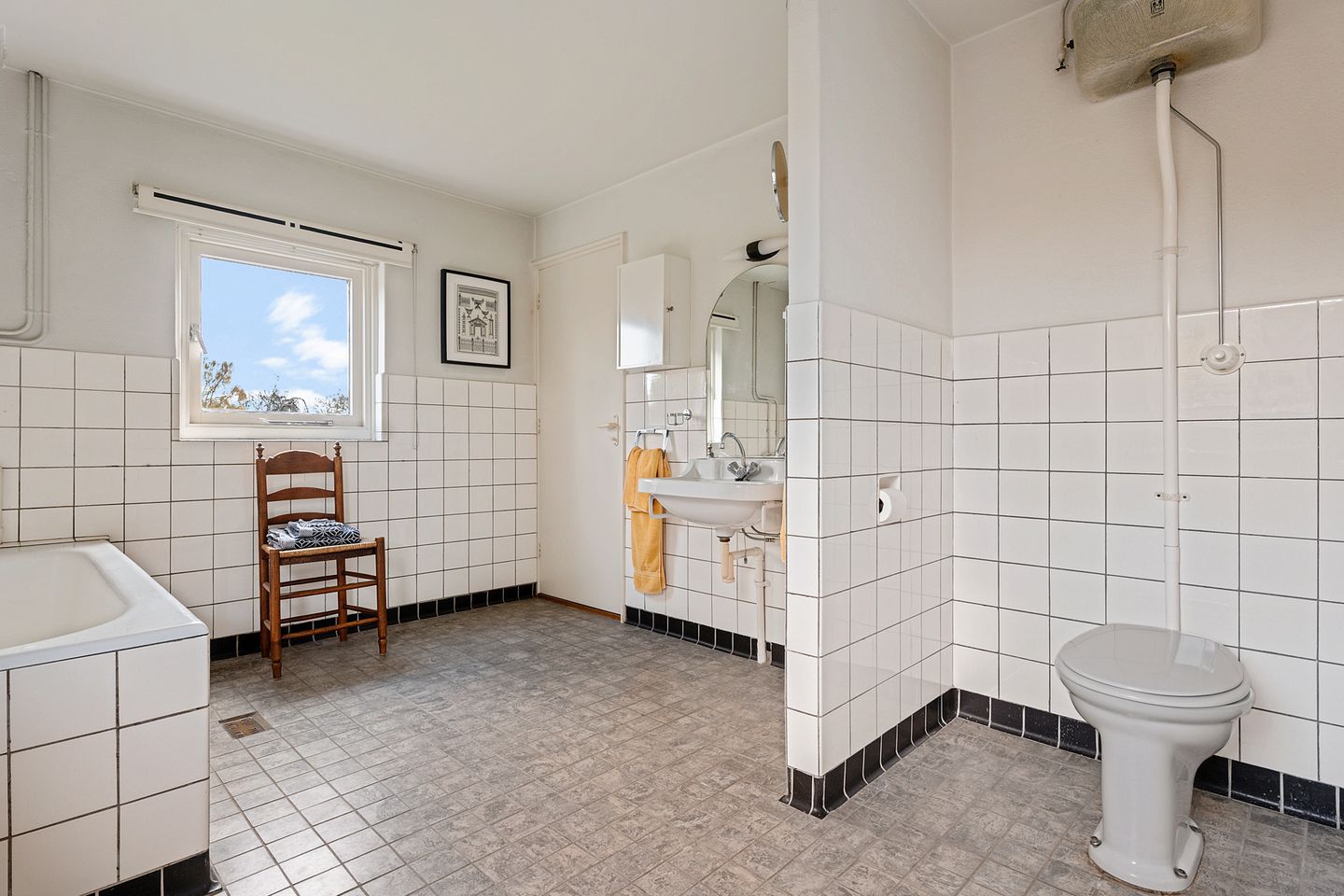 Foto 34 van Burg. J.G. Legroweg 12