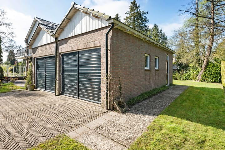 Foto 39 van Burg. J.G. Legroweg 12