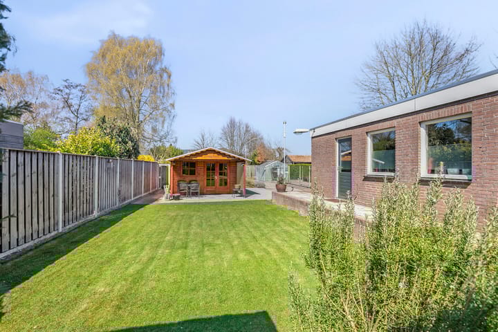 Photo 4 of Wilhelminastraat 34