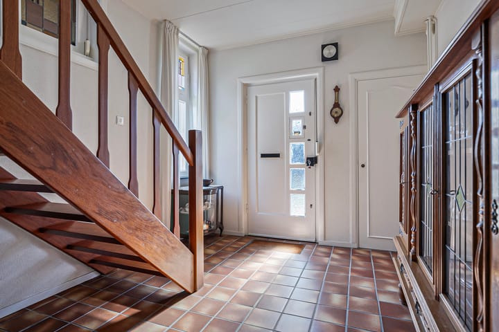 Photo 7 of Wilhelminastraat 34