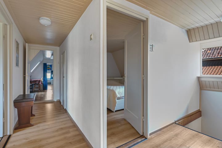 Photo 25 of Wilhelminastraat 34