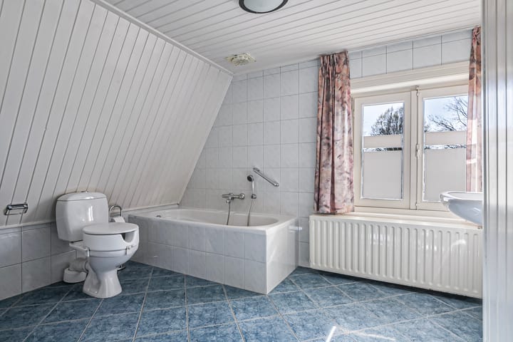 Photo 29 of Wilhelminastraat 34