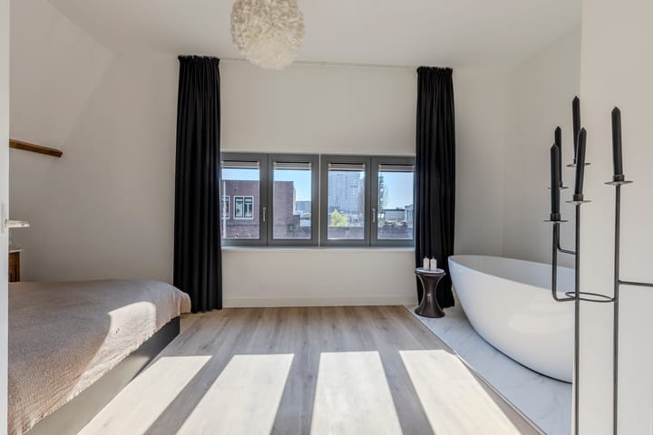 Foto 23 van Von Guerickestraat 79-1