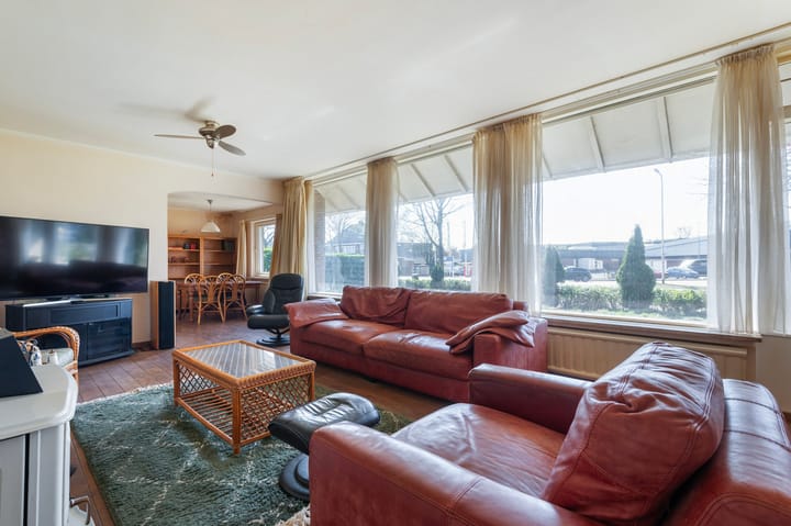 Foto 12 van Burgemeester Wilhelmweg 7