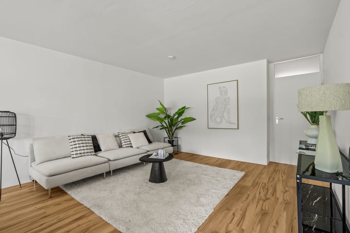 Foto 4 van Aartsbisschop Romerostraat 349