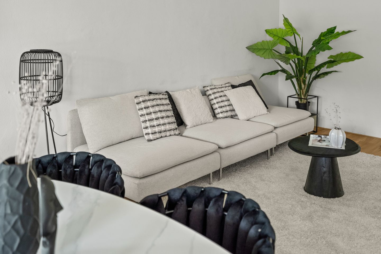 Foto 5 van Aartsbisschop Romerostraat 349