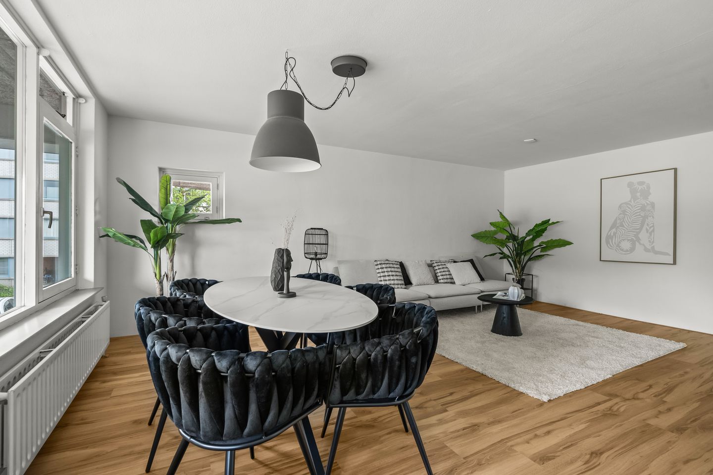 Foto 14 van Aartsbisschop Romerostraat 349