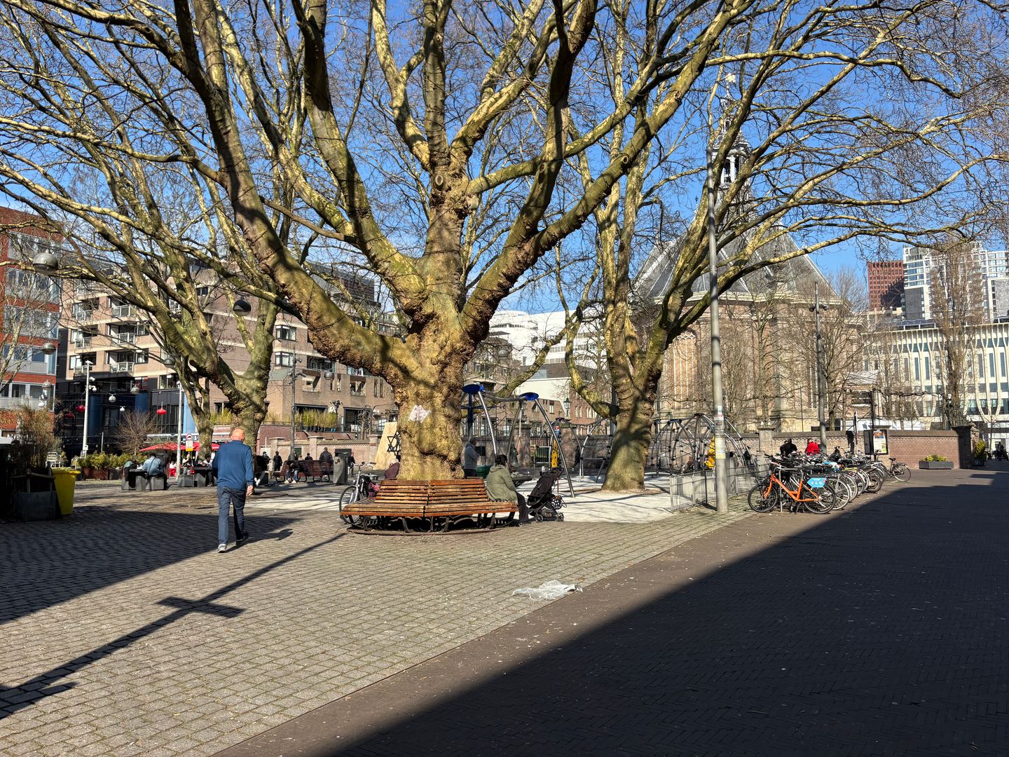 Foto 40 van Rabbijn Maarsenplein 15