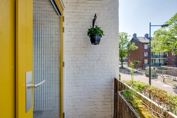 Foto 16 van Edisonstraat 38-A