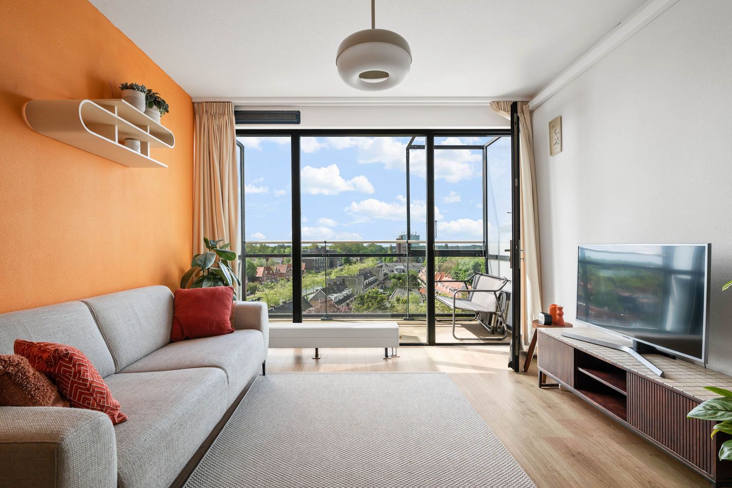 Photo 4 of Pieter van Musschenbroekstraat 103