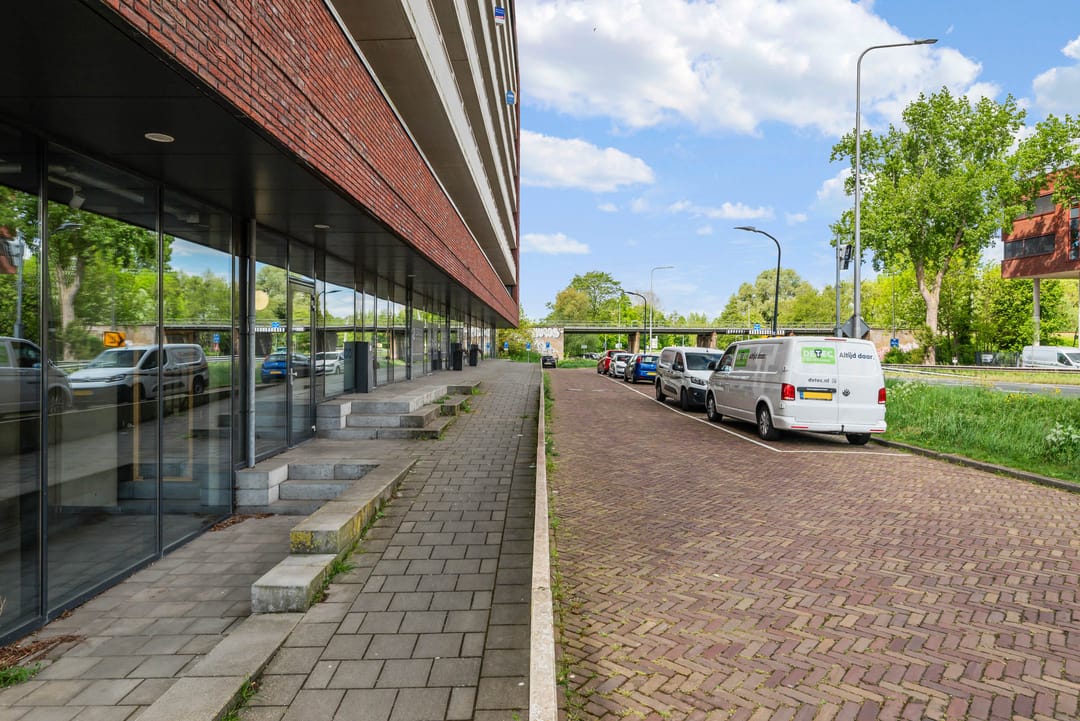 Photo 8 of Pieter van Musschenbroekstraat 103