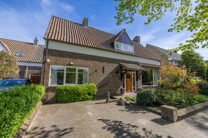 Photo 6 of Burggravenlaan 38