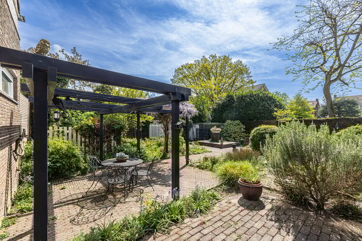 Photo 21 of Burggravenlaan 38