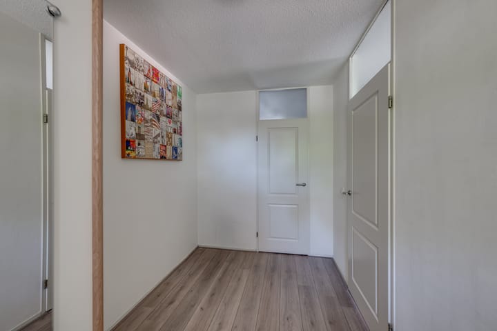 Photo 29 of Majoraan 27