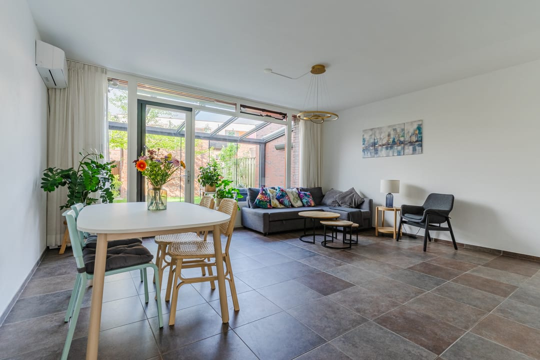 Photo 2 of Grasvogel 37