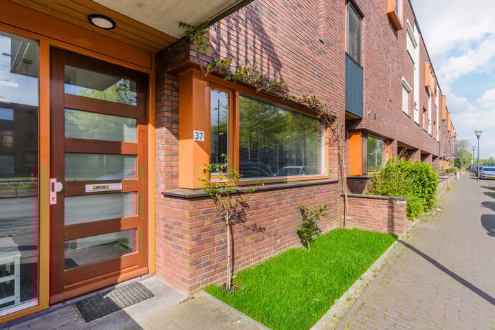 Foto 5 van Grasvogel 37