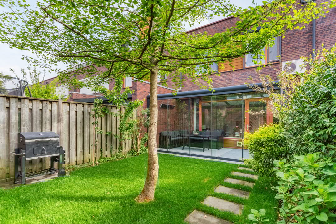 Photo 26 of Grasvogel 37