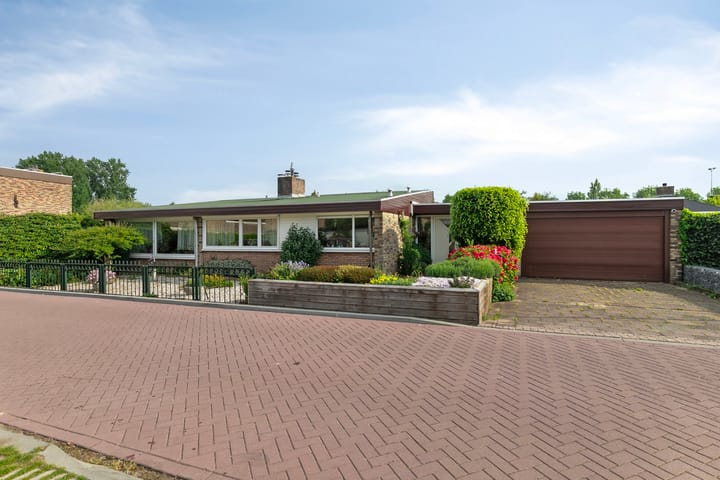 Foto 1 van Elzenhof 9