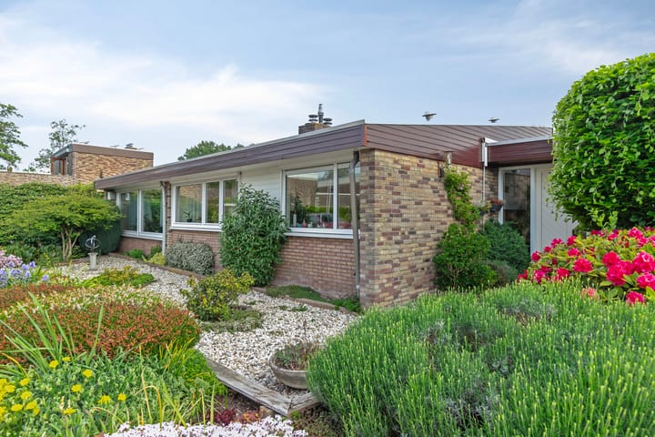 Foto 2 van Elzenhof 9