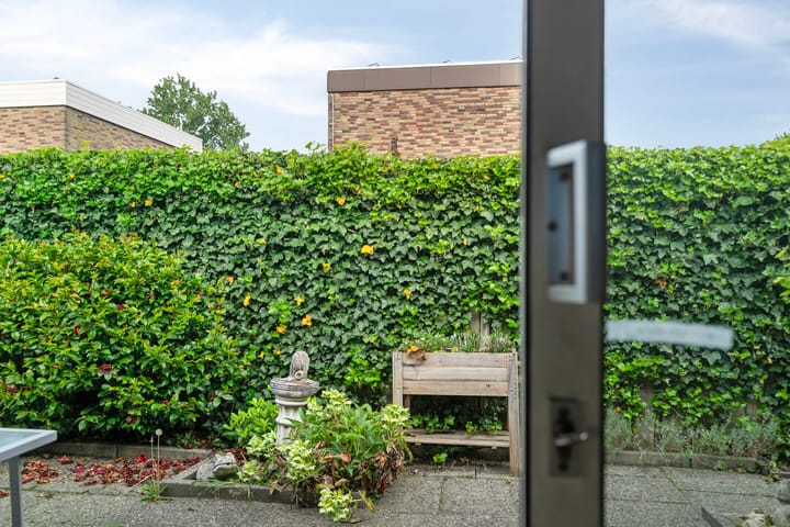 Foto 15 van Elzenhof 9