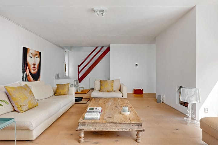 Photo 9 of Vromade 33