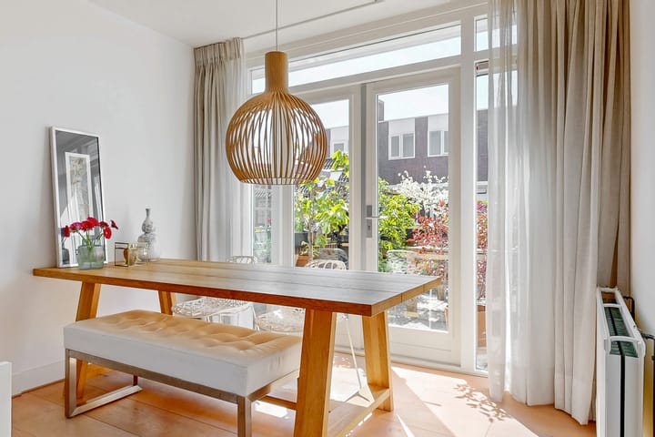 Photo 15 of Vromade 33