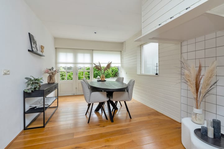 Foto 11 van Pieter Dekkerstraat 14