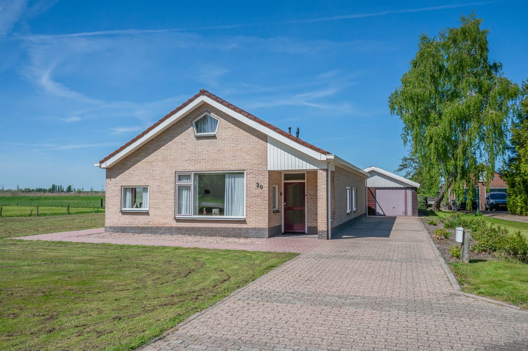 Photo 1 of Kromme-elleboog 30