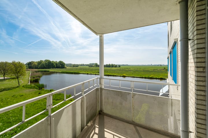 Photo 3 of Straat van Ormoes 63