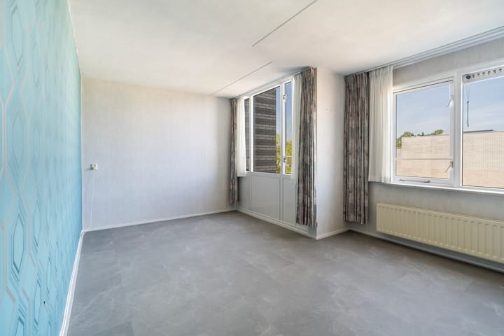 Photo 4 of Straat van Ormoes 63