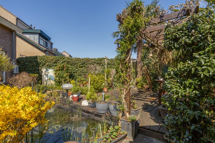 Foto 36 van Jan Sluijtersstraat 26