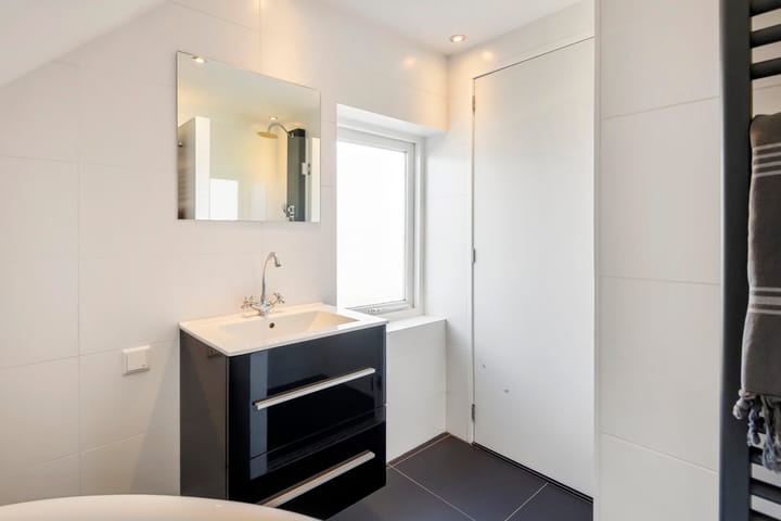 Photo 34 of Torenstraat 14