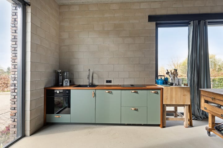 Photo 10 of Alst 1-C