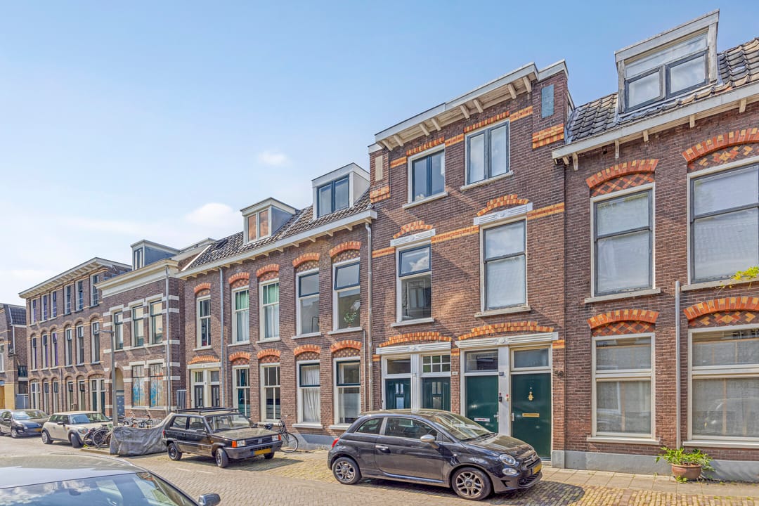 Foto 1 van Agnietenstraat 60