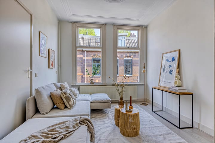 Foto 2 van Agnietenstraat 60