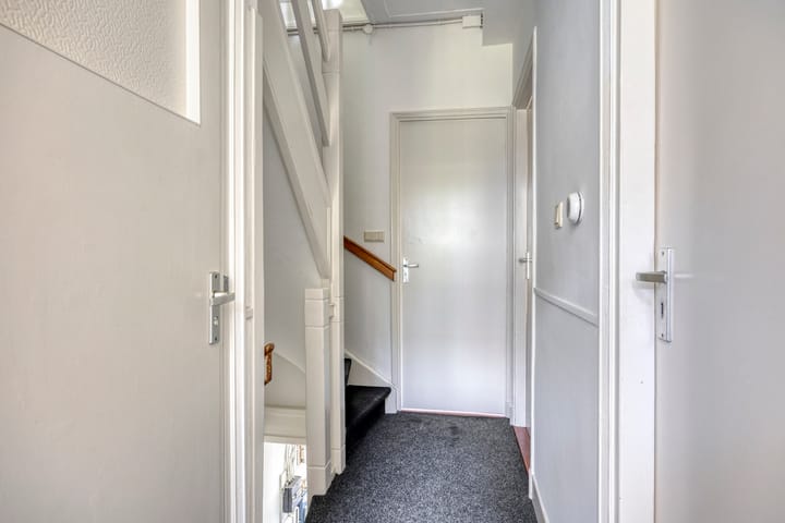 Foto 5 van Agnietenstraat 60