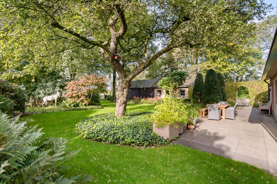 Foto 38 van Strijbeekseweg 52