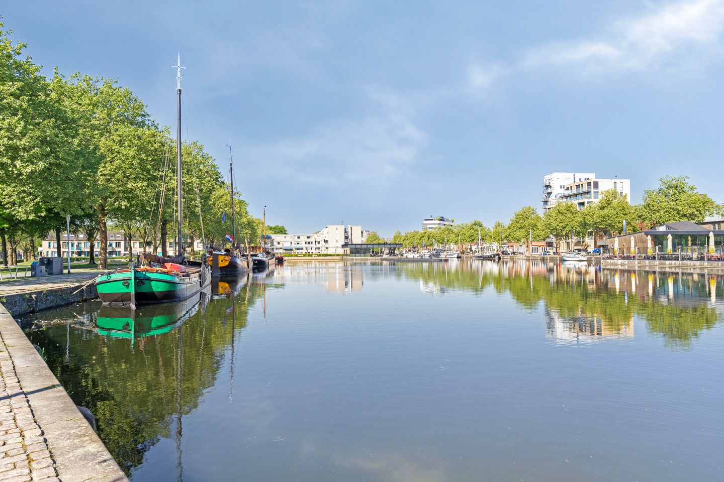 Photo 35 of Slotstraat 6