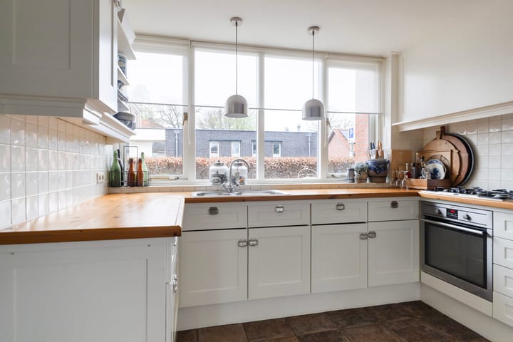 Photo 32 of Lageweg 33