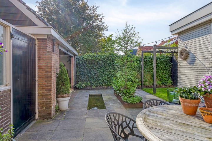 Foto 48 van Jan Gelinde van Blomstraat 30