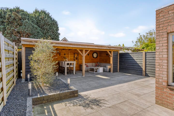 Foto 2 van Bevrijdingshof 8