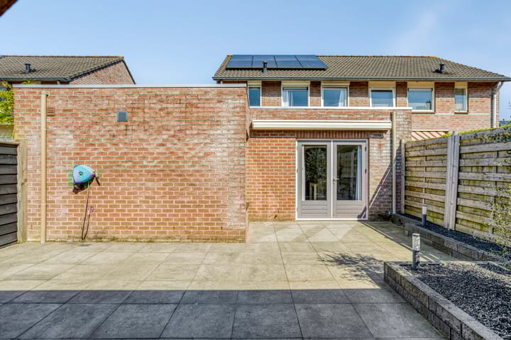 Foto 25 van Bevrijdingshof 8