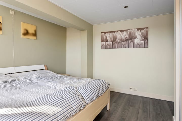 Photo 23 of Emmastraat 47