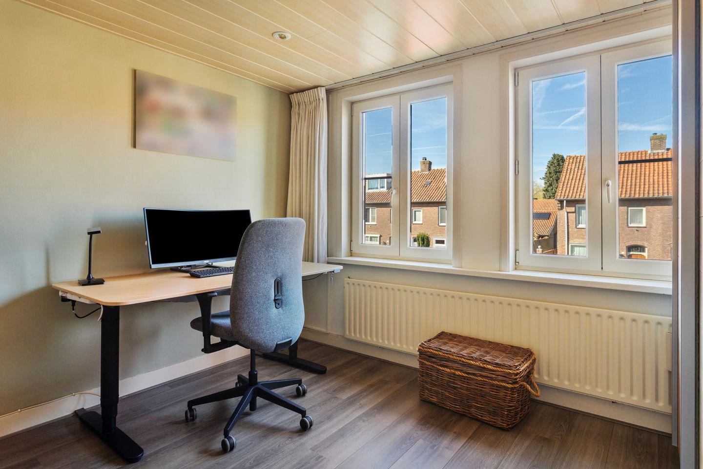 Photo 25 of Emmastraat 47