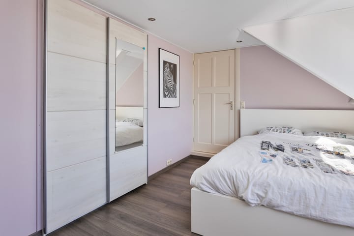 Photo 34 of Emmastraat 47