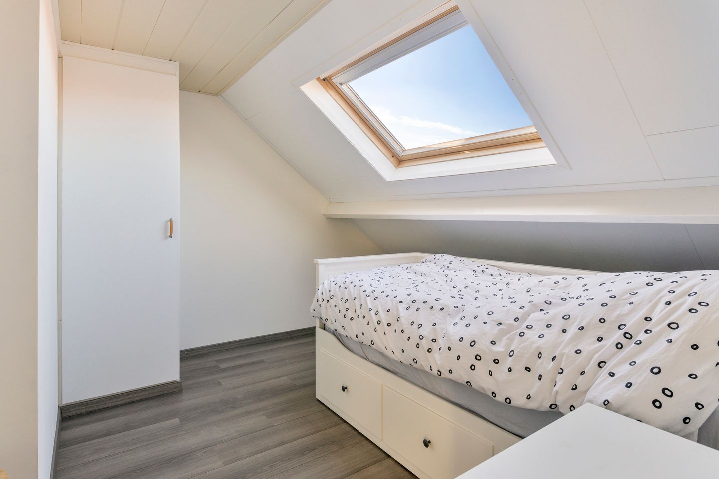 Photo 35 of Emmastraat 47