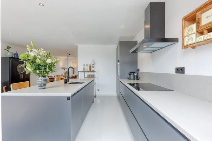 Foto 13 van Wagenstraat 167-C