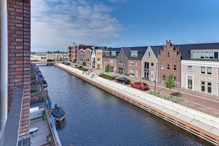 Foto 33 van Bart Koekstraat 18