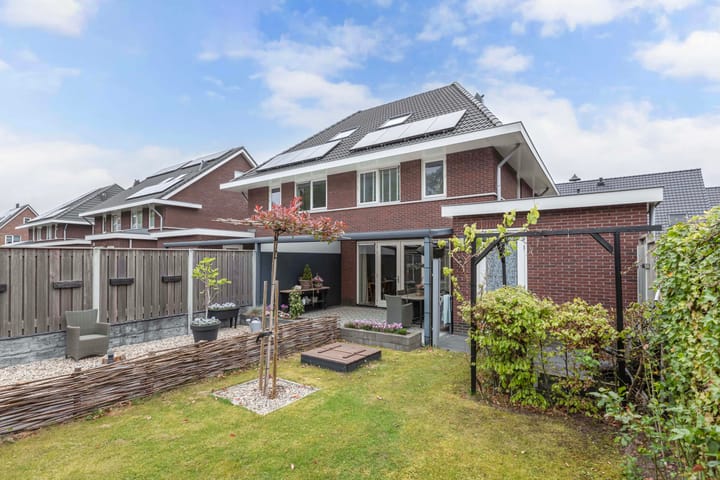 Foto 3 van Rohéstraat 12