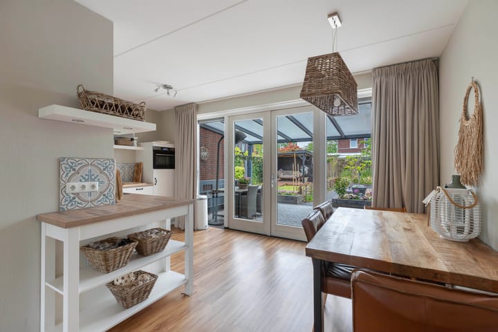 Foto 17 van Rohéstraat 12